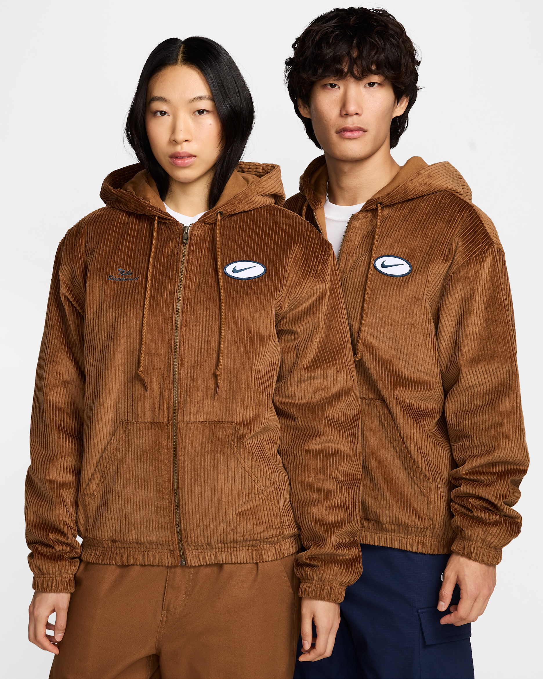 NIKE SB ジャケット　即完品 NIKE SB ジャケット 即完品